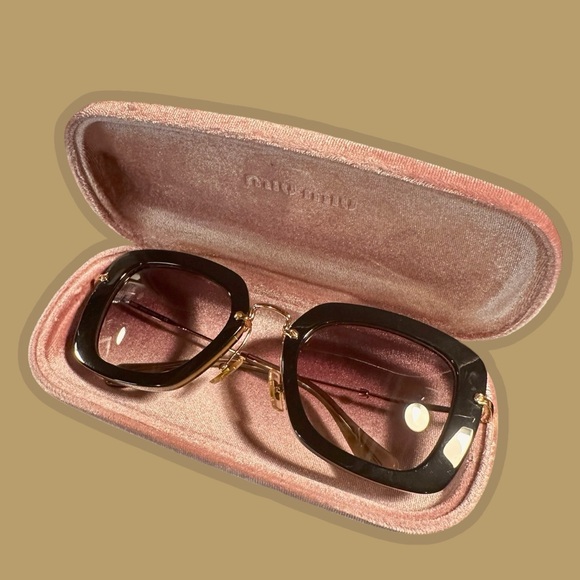 Miu Miu Black & Gold Acetate SMU 07O Square Lense Metal Frame Sunglasses W/ Case - Picture 5 of 16